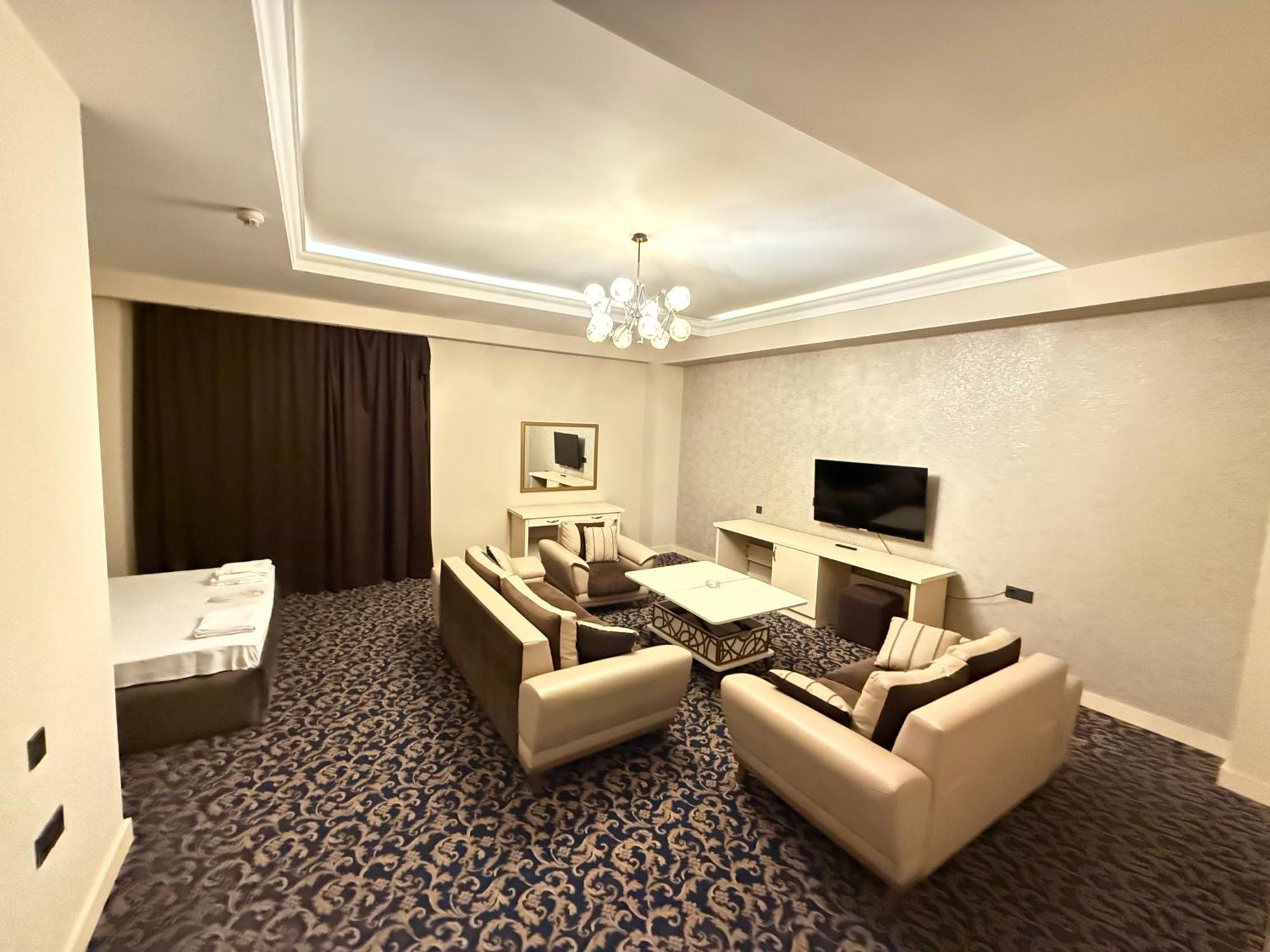 Black Mont Inn Hotel Bakoe Buitenkant foto